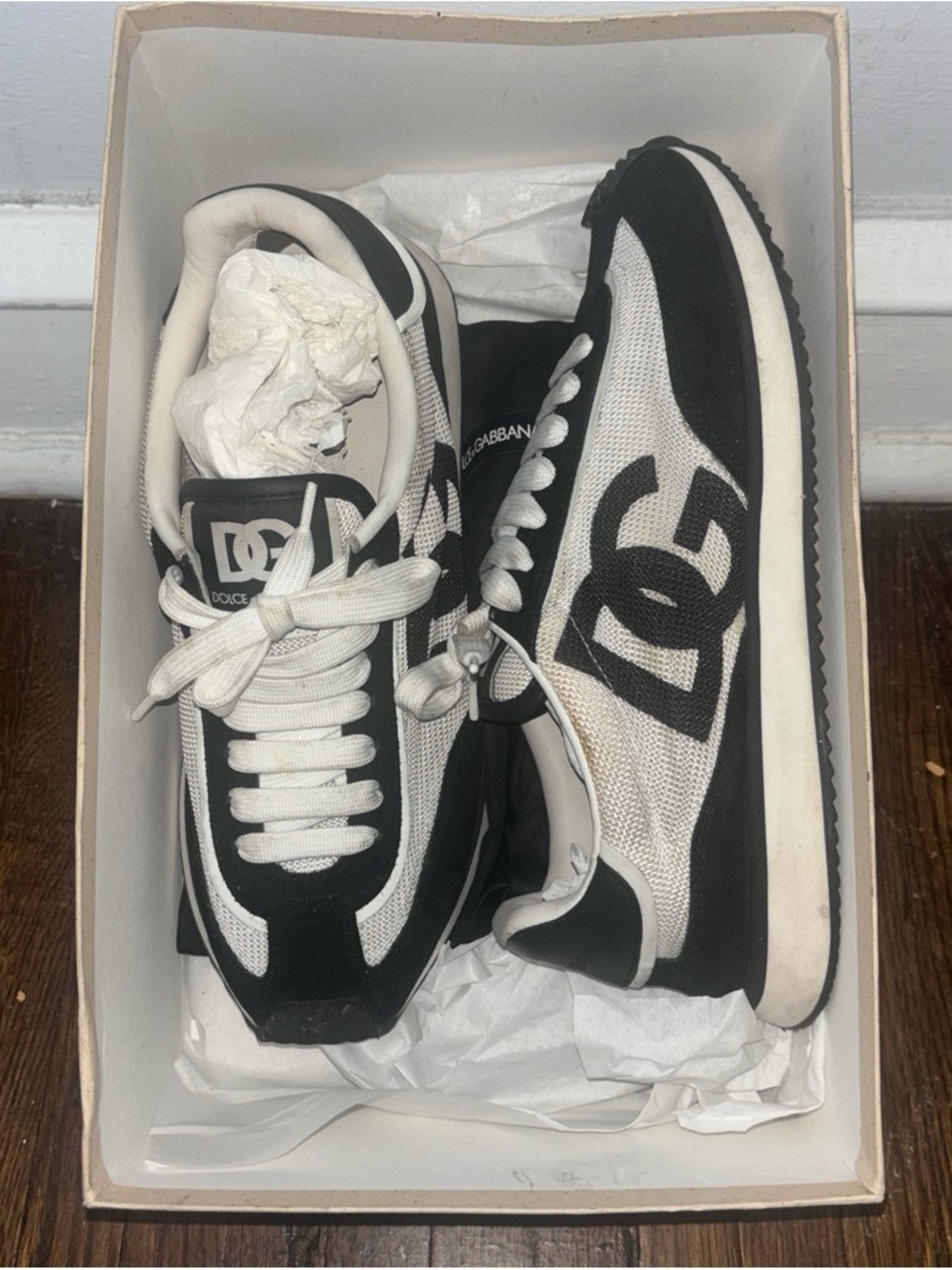 Dolce & Gabbana Black and White Logo Runner Sneakers